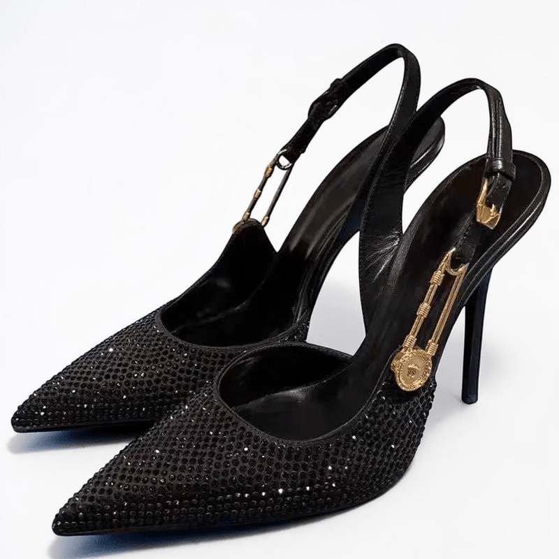 Black heel with ankle strap closed toe - Dikova