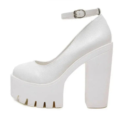 Black heel with thick ankle strap - Dikova