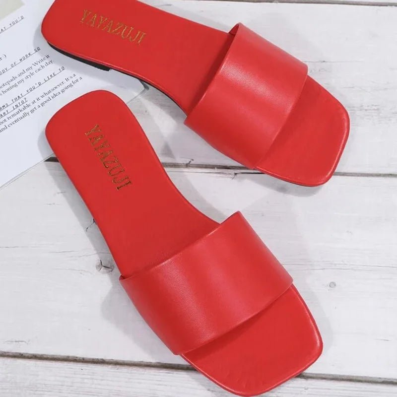 Clean girl slides - Dikova