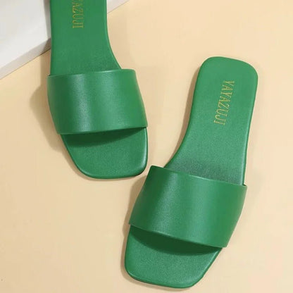 Clean girl slides - Dikova