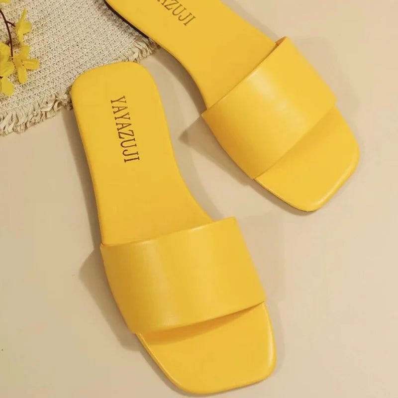 Clean girl slides - Dikova