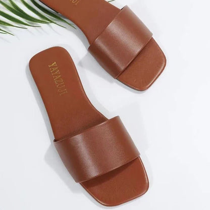 Clean girl slides - Dikova