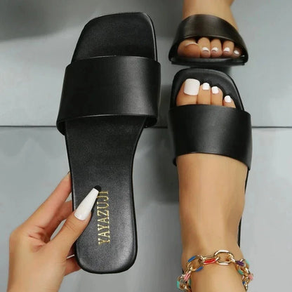 Clean girl slides - Dikova