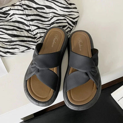 Cross strap flat slides cream - Dikova