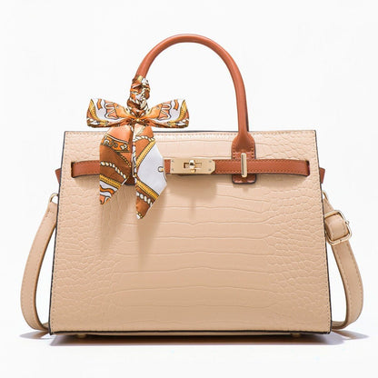 Spacious Everyday Tote Bag - Dikova